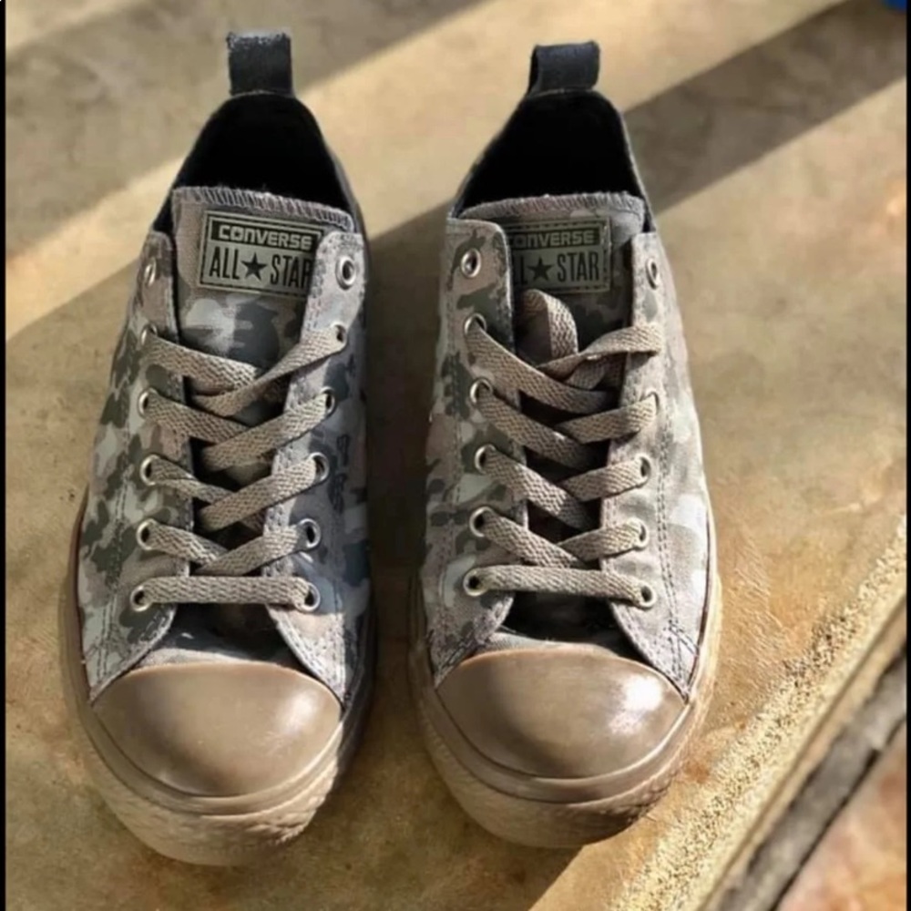 Camo Converse